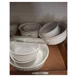 Corning Ware White Bakeware and Lids