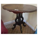 Wood Pedestal Table With Scrolled Legs