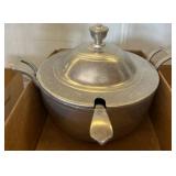 Cast Aluminum Pot with Lid and Ladle