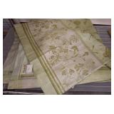 Vent du Sud Linen Tablecloth, Floral Design
