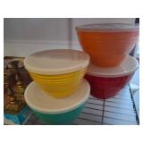 Lidded Plastic Mixing Bowls
