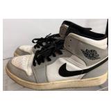 Nike Air Jordan 1 Retro High OG Sneakers