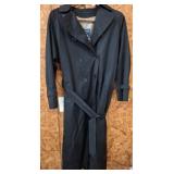 Burberrys Black Double-Breasted Trench Coat
