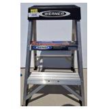 Werner Aluminum Step Ladder, 300-lb Load Capacity