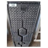 Interlocking Plastic Floor Mats with Patterned Sur