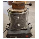 Electric Metal Melting Furnace with Crucibles