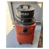 Nikro HEPA-Filtered Industrial Vacuum c14