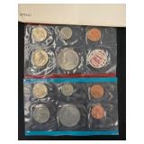 1972 U.S. Mint Uncirculated p and d ï¿½Coin Set