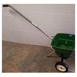 Scotts EasyGreen Broadcast Spreader