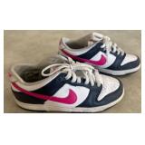 Nike Dunk Low GS Sneakers in Pink and Black