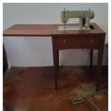 Kenmore Sewing Machine with Table, 22x18x31