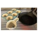 Pioneer Woman Muffin Pan and Cast Iron Skillet