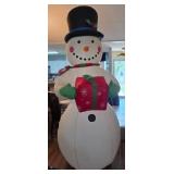 Inflatable Snowman Decoration with Gift