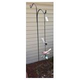 Metal Yard Hook With Hanging Bird Decor