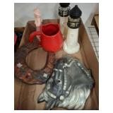 Decorative Items Incl. Red Frog Mug