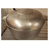 Magnalite 5-Quart Aluminum Dutch Oven