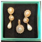 Roman Clip-On Earrings and Pendant Set