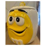 M&M