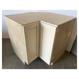Corner Cabinet With Lazy Susan Inserts