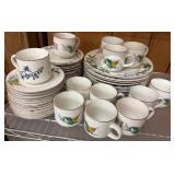 Woodhill by Citation Floral Dinnerware Set