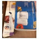 Black & Decker Knife and Mini Chopper in Boxes