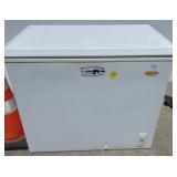 Holiday Chest Freezer, Model LCM700LC