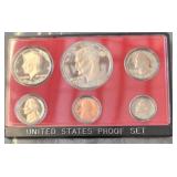 US BICENTENIAL Proof Coin Set in Display Case