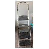 Cosco Four-Step Folding Step Ladder c16