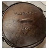 Texsport Cast Iron 4QT Dutch Oven