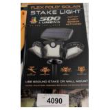 Farpoint Flex Fold Solar Stake Light