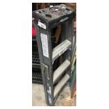 Werner 4-Foot Aluminum Step Ladder