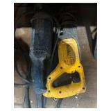 DeWalt DWE304 Reciprocating Saw and Power Tool