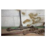 Metal Chain Binders and Hooks