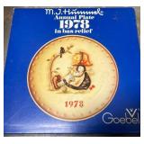 M.J. Hummel 1978 Annual Plate in Bas Relief