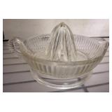 Glass Citrus Juicer With Ribbed Design