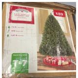 7.5-Foot Donner Fir Christmas Tree, Non-Lit