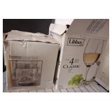 Home Essentials Utensil Crock and Libbey Glass Set