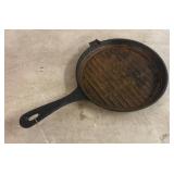 Cast Iron Grill Pan with Ribbed Cooking Surface