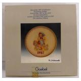 1987 Goebel M.J. Hummel Annual Plate