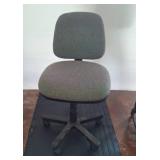Swivel Office Chair with Patterned Upholstery