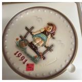 1991 Goebel M.J. Hummel Annual Plate