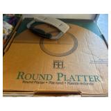 Pampered Chef Round Platter and Cutting Tool