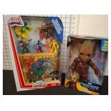 Playskool Heroes Marvel Set and Groot Figure