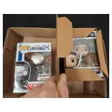 2 Funko Pop! Vinyl Figures - Amazon Exclusive