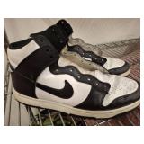 Nike Air Jordan 1 Retro High OG Sneakers