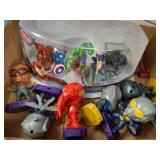 Marvel Figurine Playset and happy meal Figures