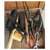 Hand Tools and Brushes