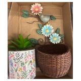 Metal Wall Decor and Flower Pot Set