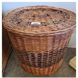 Woven Wicker Basket With Lid