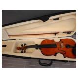4/4 Violin with Bow and Padded Hard Case